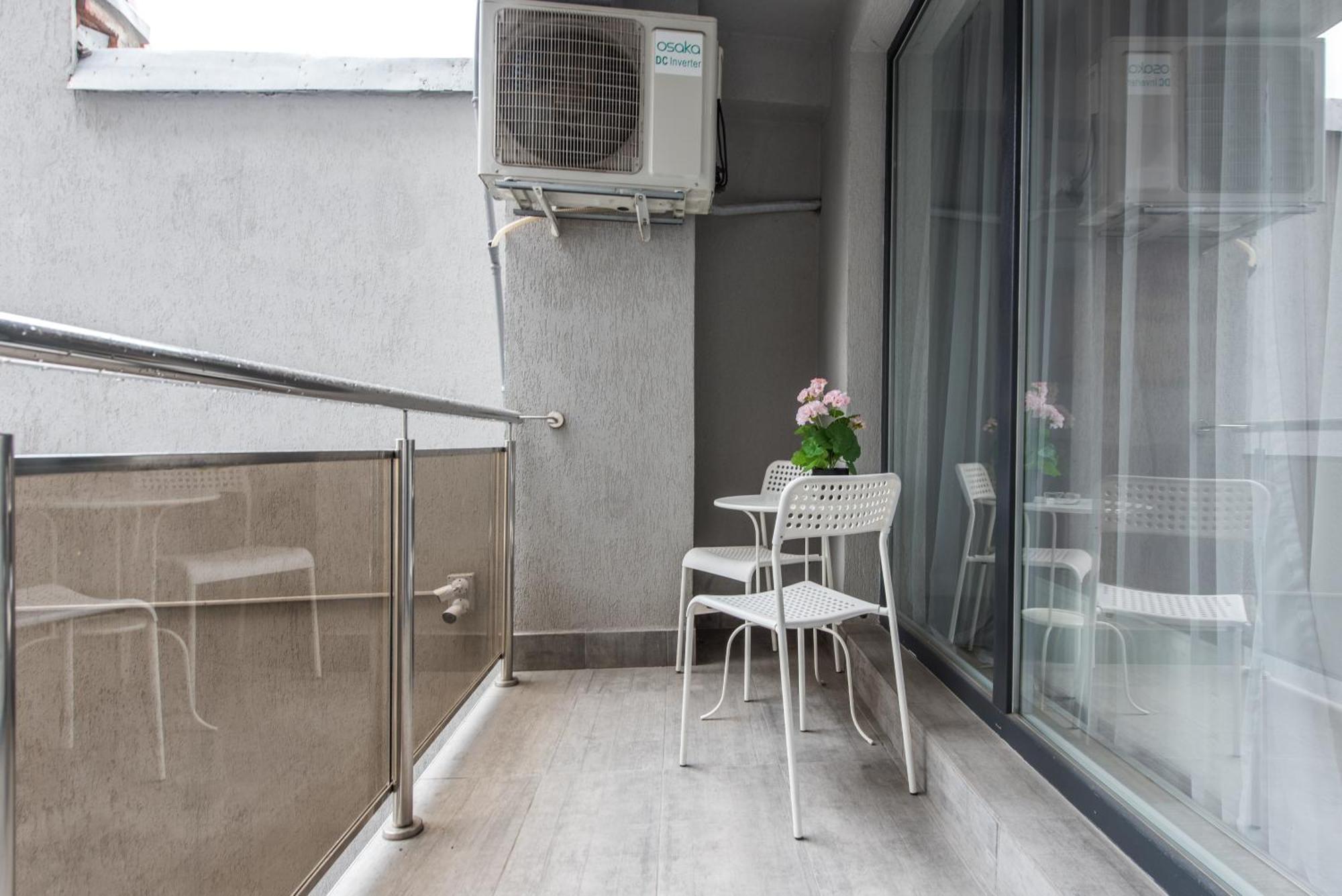 Bucharest Central Apartments - Shabbat Friendly Exterior foto